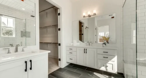 Hometown Lakeway - Chappell Pointe Properties